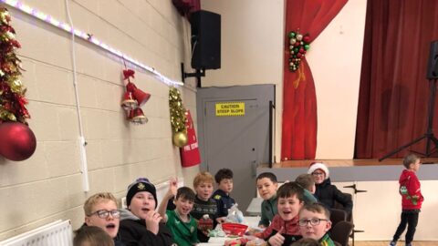 Under 11 Boys Team - Enjoying some Christmas treats!