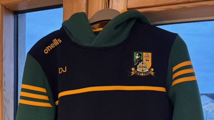 Bolton Custom Overhead Fleece Hoodie